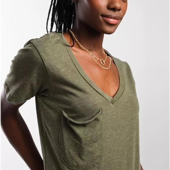 Z Supply Pocket Tee in Olive Green Women's Size Medium - Picture 4 of 10